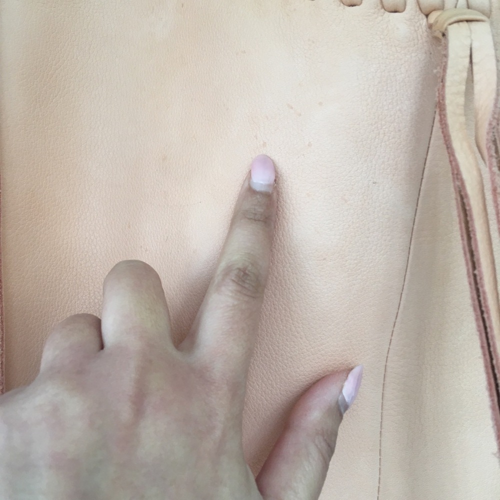 B-low the Belt Leather Hobo Bag - Peach Pink - Picture 2 of 6